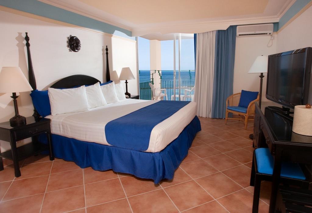 Sunscape Splash Montego Bay Resort And Spa Rom bilde